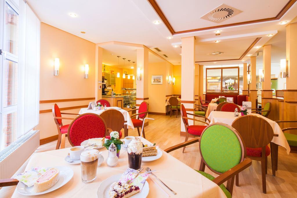 Gda Hotel Hildastift Am Kurpark Wiesbaden Kültér fotó