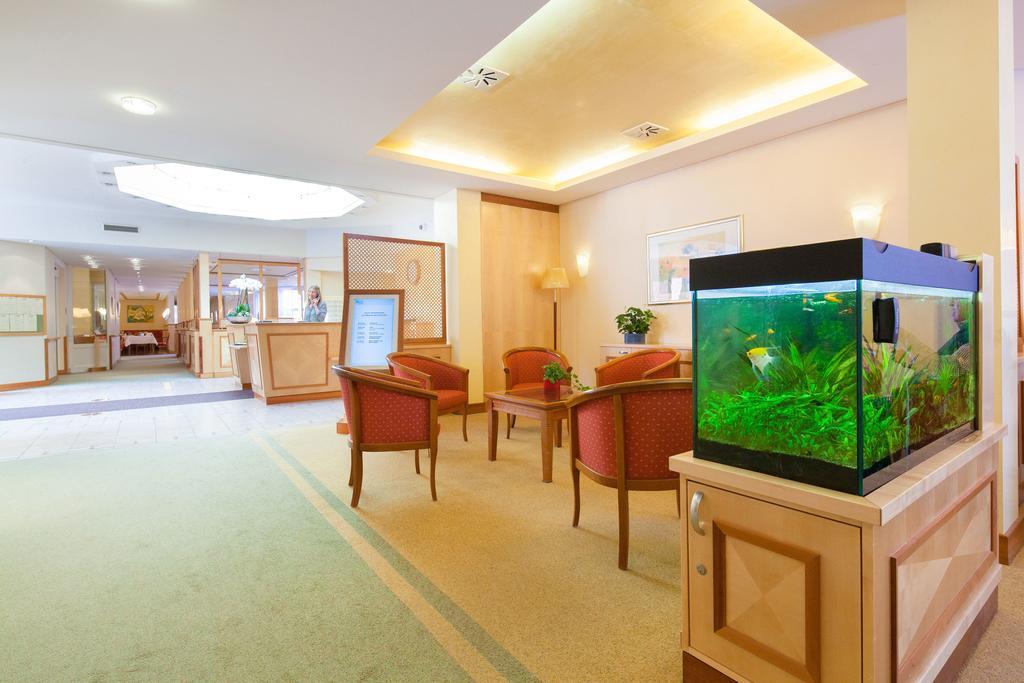 Gda Hotel Hildastift Am Kurpark Wiesbaden Kültér fotó