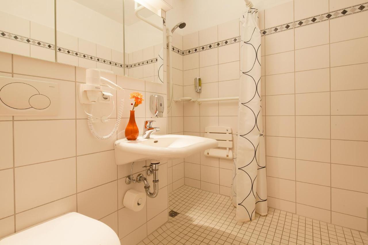 Gda Hotel Hildastift Am Kurpark Wiesbaden Kültér fotó